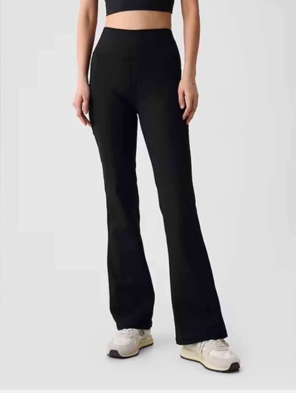 GapFit Sky High Rise Power Flare Leggings Women's M